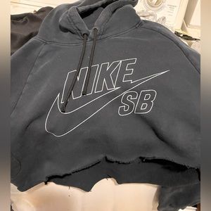 nike crop top sweatshirt!